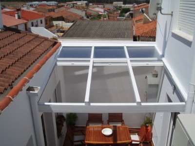 TECHOMOVIL DE ALUMINIO Y POLICARBONATO Y CRISTAL, Ventanahogar Ventanas de aluminio, pvc, mosquiteras, toldos, portones, mamparas baño, balcones, mobiliario, cristales, techos fijos y moviles, VentanaHogar, aluminio,PVC,PUERTA CRISTAL, CHICLANA, SAN FERNANDO, CADIZ, JEREZ, PUERTO REAL, PUERTO SANTA MARIA, CONIL , CORTINA CRISTAL, KOMMERLING, ABATIBLE, CORREDERA, PUERTA SECCIONAL,VIDRIO, SEGURIDAD, MAMPARA BAÑO, MAMPARA DUCHA, compra, venta, instalación,sustitución, Colocación, Repuestos